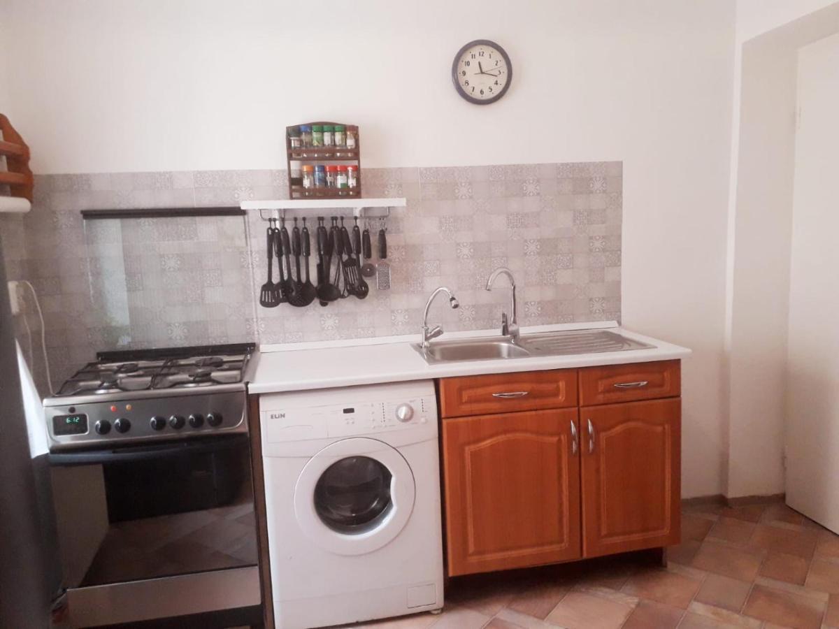 Rozmaring Apartman Zánka Villa Bagian luar foto